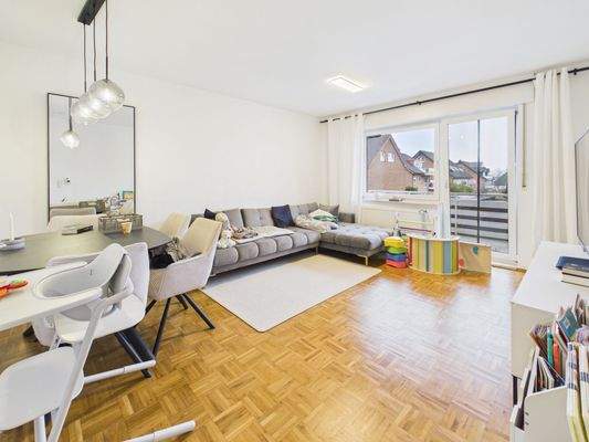 Wohnzimmer (OG-links)