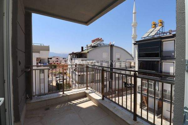 Apartments 900 m from the Tram Station in Antalya Kepez