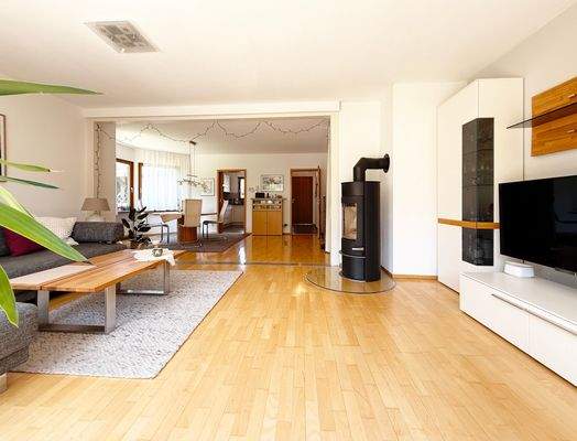 Wohnen / Essen mit Kamin