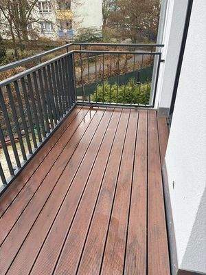 Wohnung OG mit Balkon