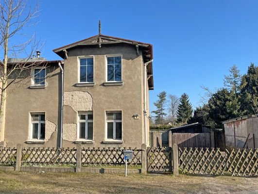 Hausfront2.jpg