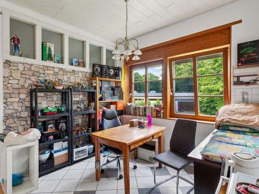 Zimmer Haus 12 1. OG