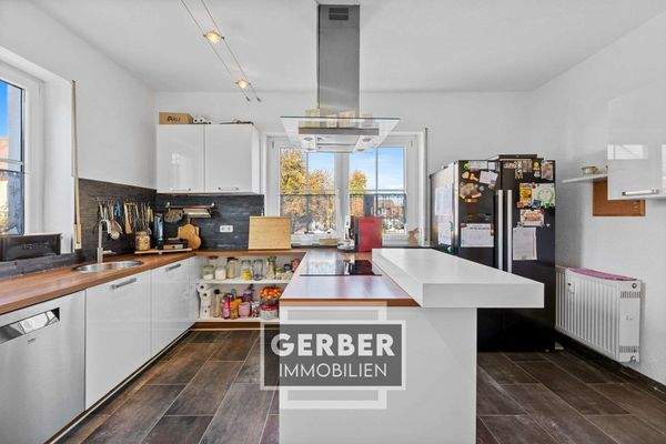 20 EG, Einbauküche mit Kochinsel