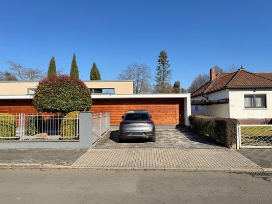 Garagenzufahrt