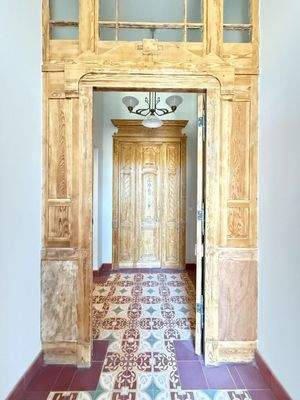 Hauseingang / Zugang Gewerbeeinheit