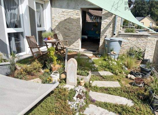 Begrünte Dachterrasse 