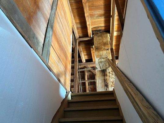 Aufgang zum Dachboden