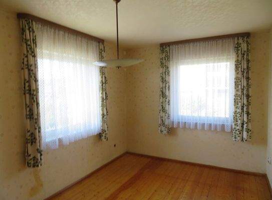 18-Elternschlafzimmer Obergeschoss.JPG