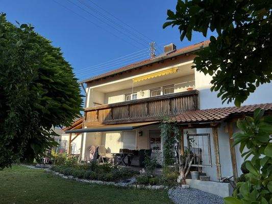 Balkon mit Abendsonne