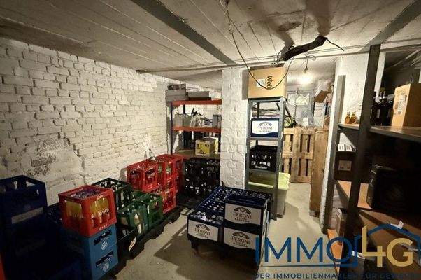 8a16e0ad-3fee-41c6-9c6f-90ecb45ad183