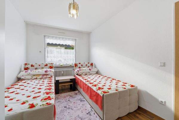 Schlafzimmer EG Mitte