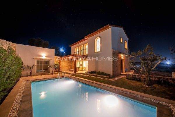 Comfortable Villas Close to the Airport in Milas Mugla