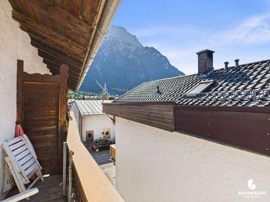 Balkon mit Karwendelblick