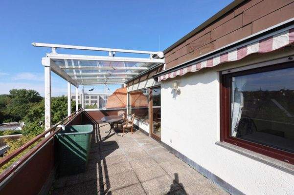 Große Dachterrasse