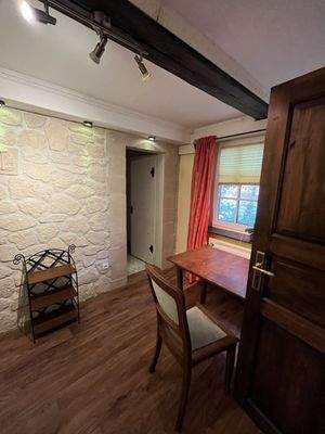 Raum 2 mit Zugang zum Abstellraum