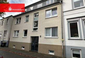 Straßenansicht des 6-Familienhauses in der Herrmannstraße