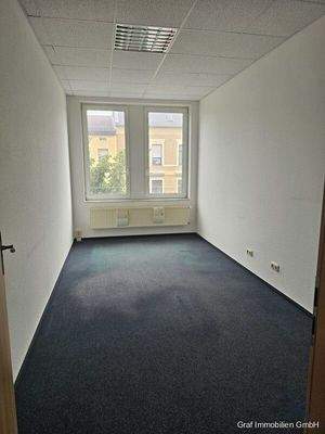 b10ce56b-701c-41b4-9341-6f1dffcda042