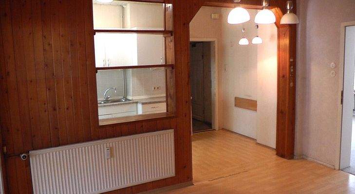 OG, Zwischenzimmer und Küche