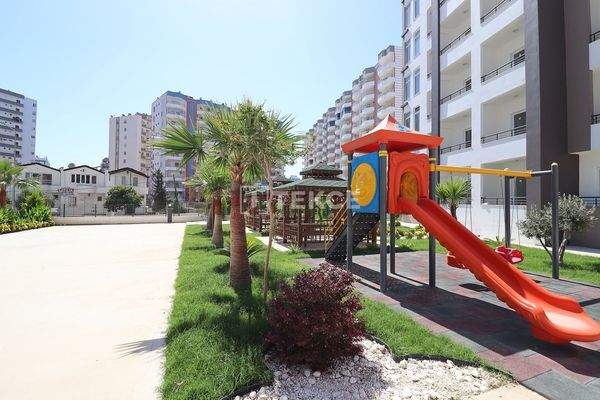 New Apartments in Stylish Project in Mersin Erdemli