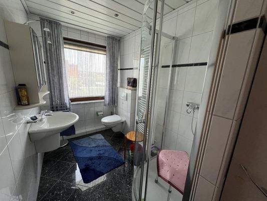 Tageslichtbad mit Dusche OG