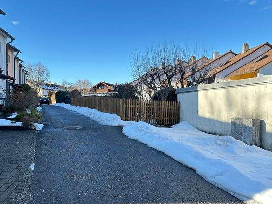 Zufahrt zum Grundstück