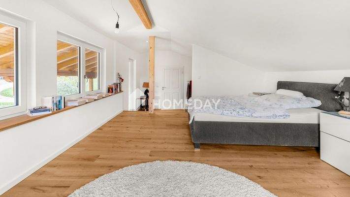 1. OG Schlafzimmer 2