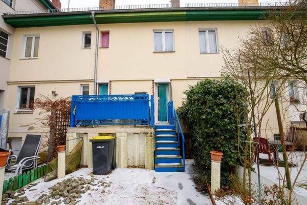 28 - Hinteransicht.jpg