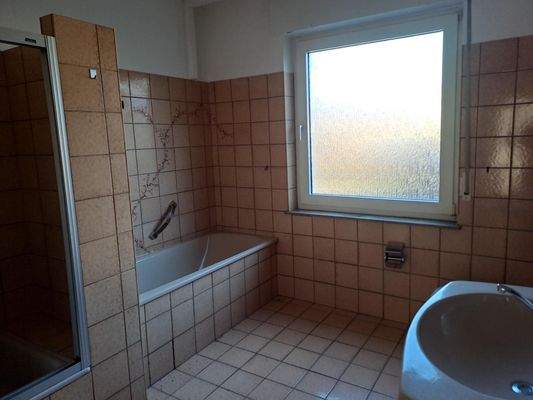 Badezimmer EG