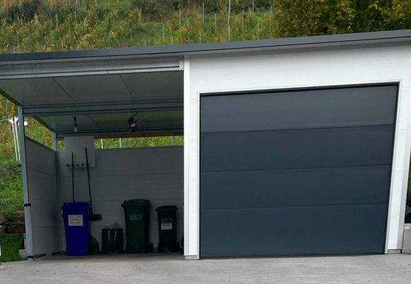 Garage & Carport