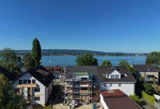 Rückseite Immobilie mit Seeblick