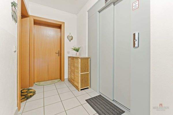 Lift / Wohnungseingangstüre