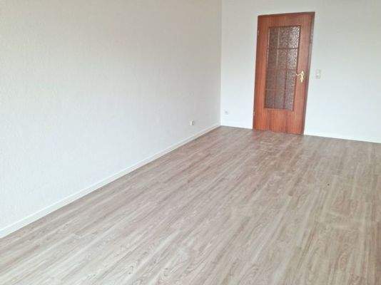 Fußboden mit PVC-Planken