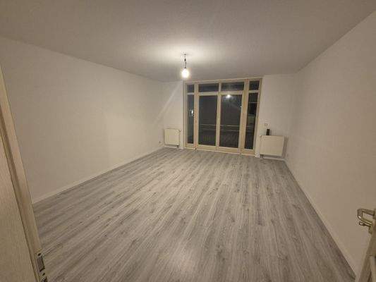 S2-1.OG li-Wohnzimmer2.jpg