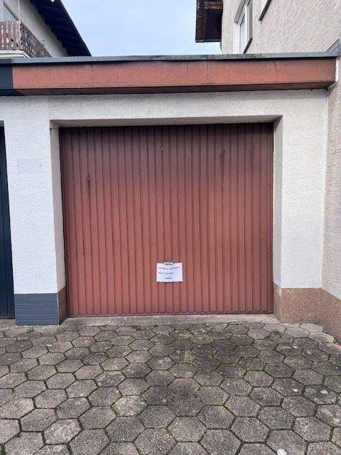 Beverungen Garage, Beverungen Stellplatz