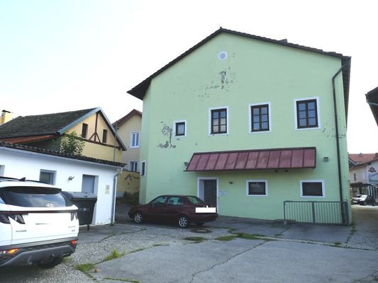 Bürogebäude