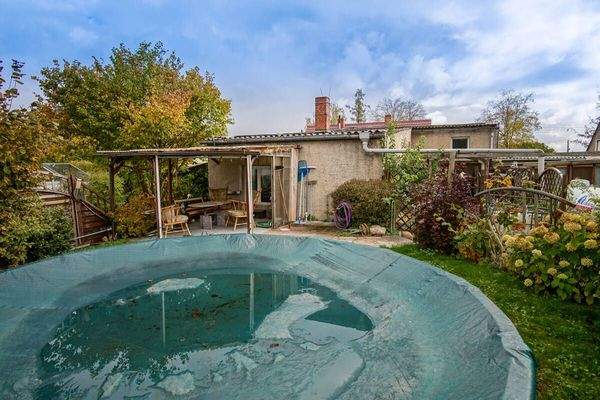 Pool und Sitzecke Garten