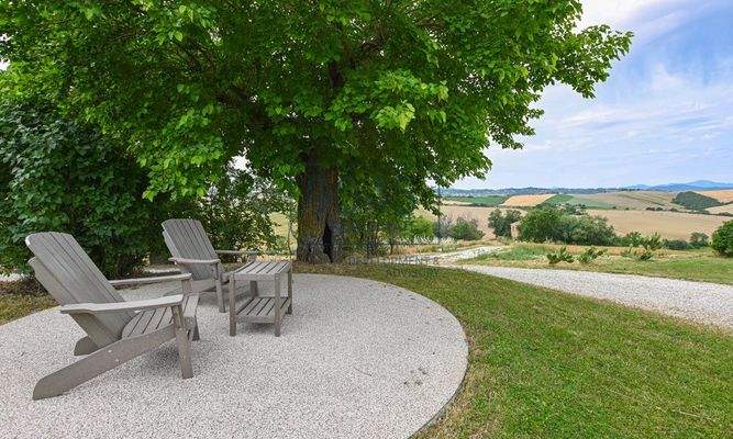 Charmantes Landhaus mit 4 Apartments und Panoramablick in Belvedere Ostrense – Marken