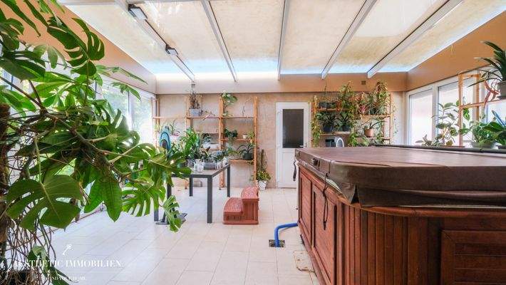 Wintergarten 2 inkl. Whirlpool EG