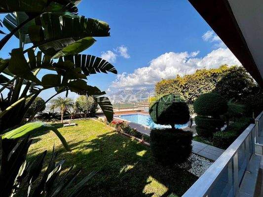 Stylish House with Sea and City Views in Alanya