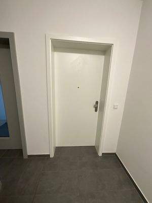Wohnungseingangstür.jpg