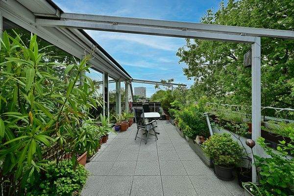 Dachterrasse Penthouse links Ansicht II