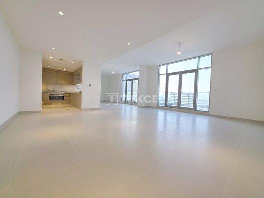 Luxury Ready-to-Move Parkside Apartment in Dubai Hills Estate