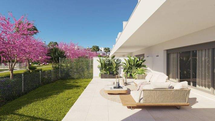 Apartments Close to Beach in Exclusive Area in Estepona