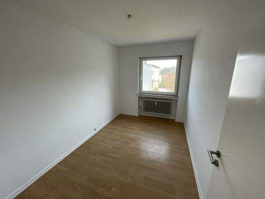Wohnung-Rödgen-Bärner-Straße-24-50031-004-WE04-Kin