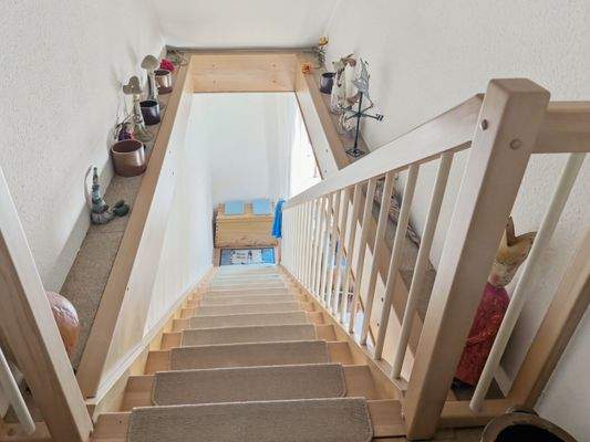 Treppe ins Obergeschoss