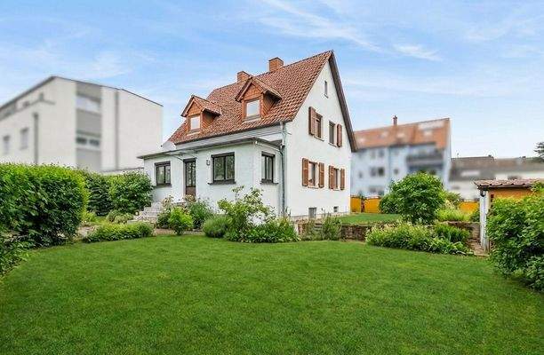 Rückseite mit Garten