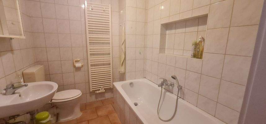 Bad im EG Nebengebäude