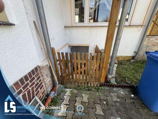 Kellereingang außen