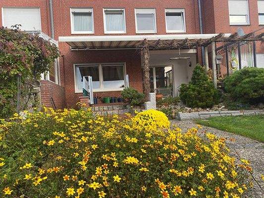 Garten / Terrasse mit Sonnenschutz