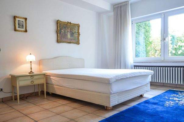 Schlafzimmer im Untergeschoss